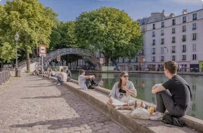 Chez Vous - Marguerite Et Emile * Paris